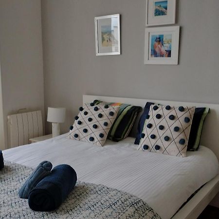 Appartement F3 Au Balcon De La Place Du Martroi 奥尔良 外观 照片