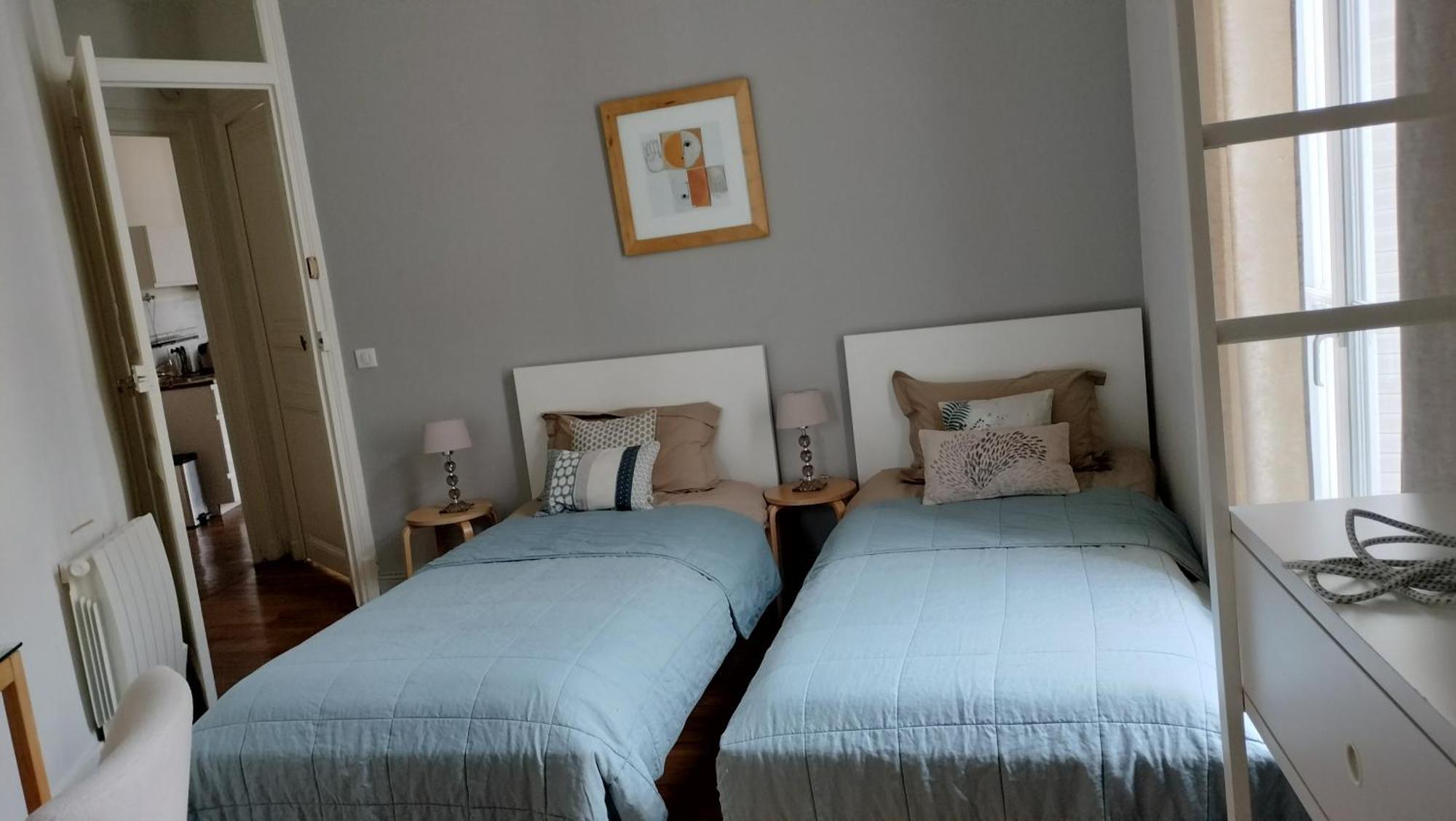 Appartement F3 Au Balcon De La Place Du Martroi 奥尔良 外观 照片